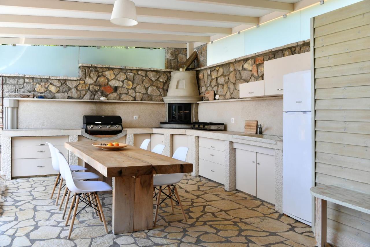 Áyios Nikítas Villa Christianna Studios מראה חיצוני תמונה