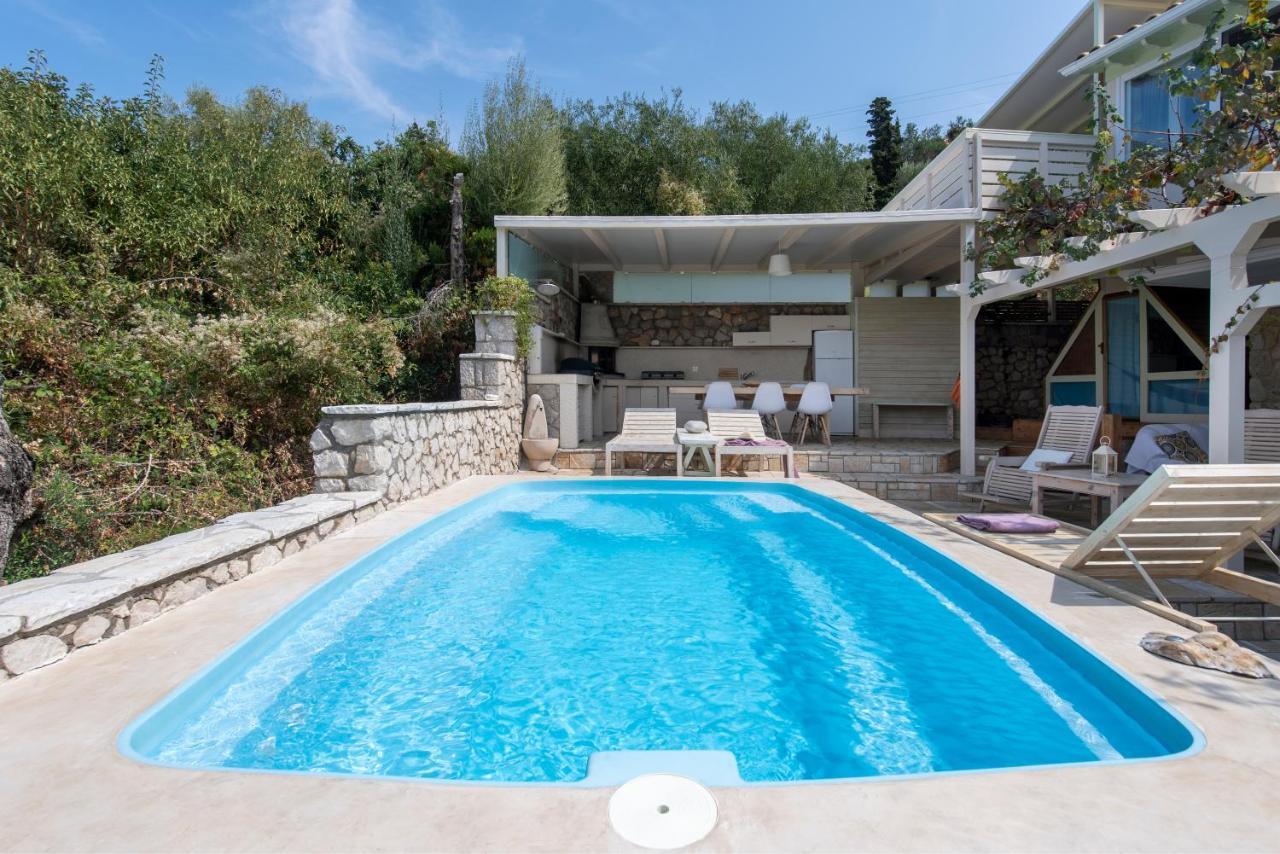 Áyios Nikítas Villa Christianna Studios מראה חיצוני תמונה